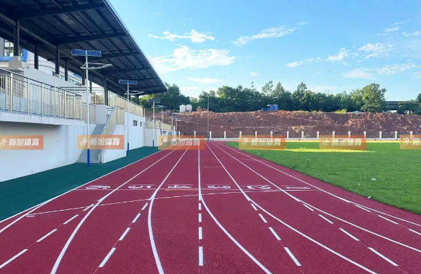 新旭體育贛州學(xué)校塑膠跑道建設(shè)落成