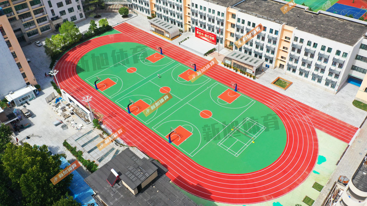 鄭州群英中學(xué)新旭體育混合型跑道+硅PU球場?